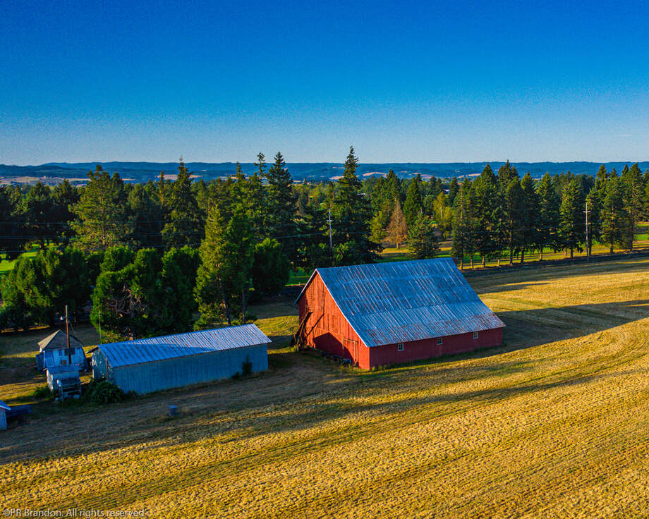 Photo of barn in Washington County, Oregon (drone view)
