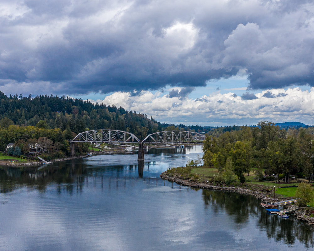 The Willamette River in Lake Oswego, Oregon